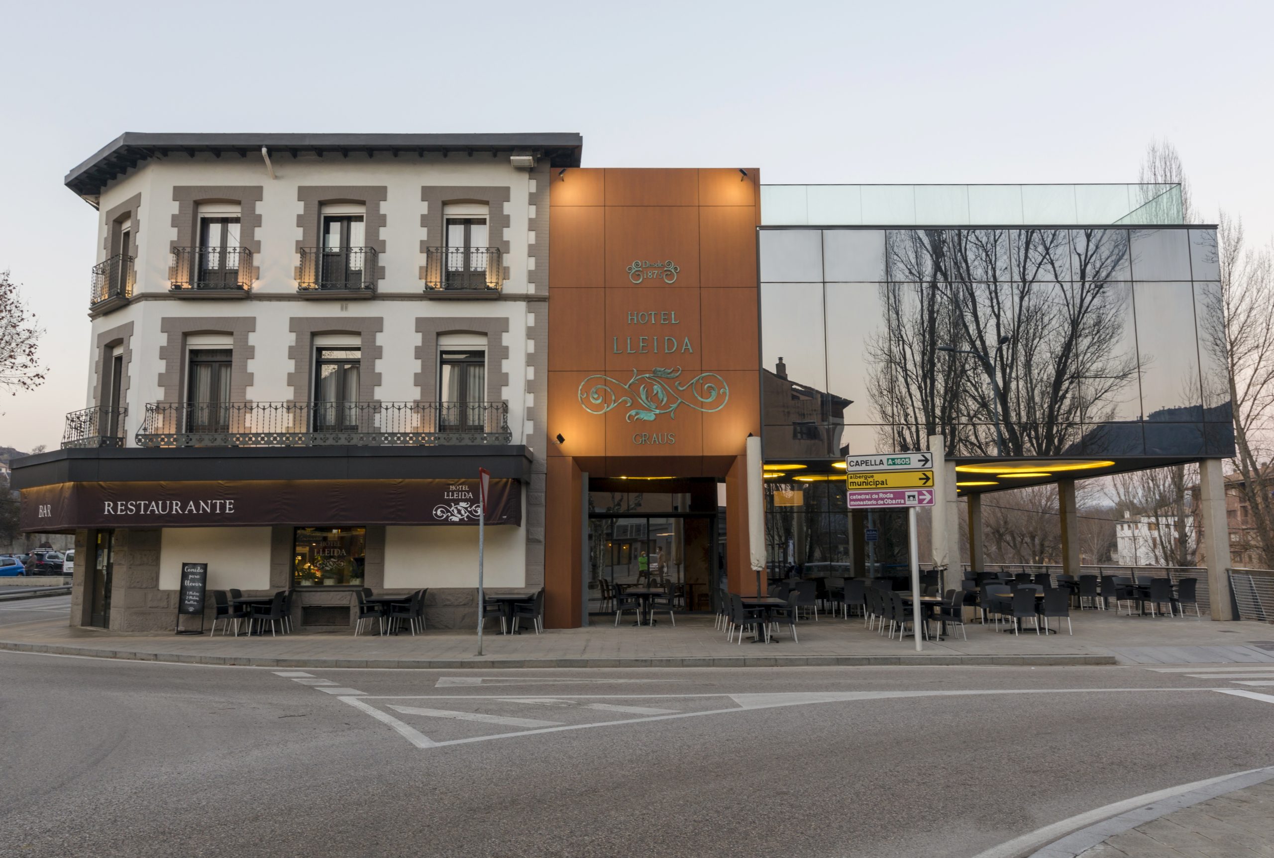 Hotel Lleida - Fachada