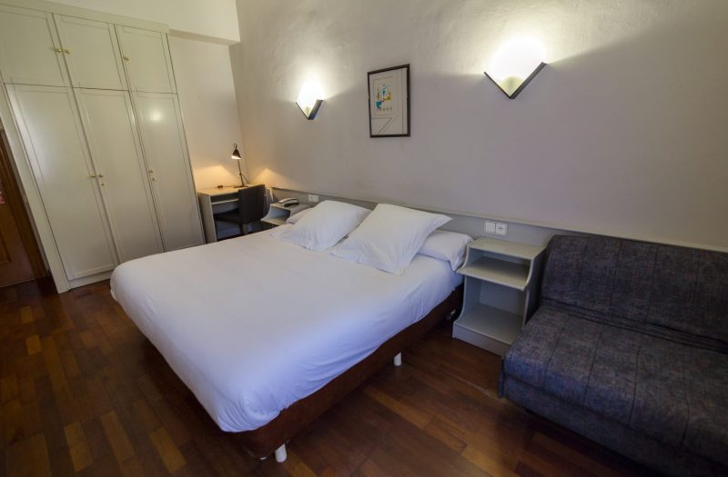hospedium-hotel-lleida-doble-matrimonial-1-scaled